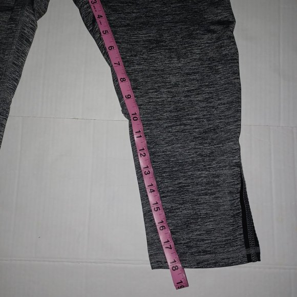 C9 CHAMPION WOMEN'S CAPRI STYLE LEGGINGS - Picture 4 of 16